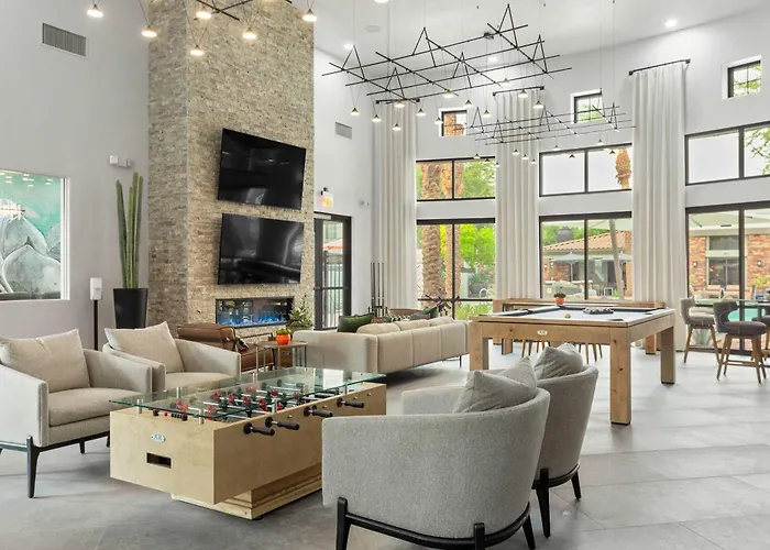 Apartment Cozysuites By The Stadium With Pool 31