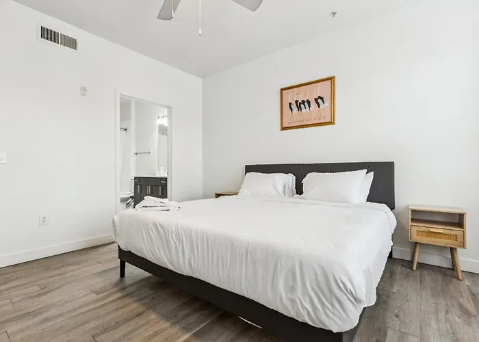 Apartment Cozysuites By The Stadium With Pool 31 Glendale